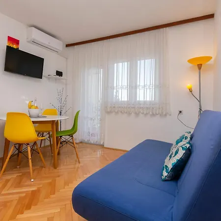 Apartment Slavinj *